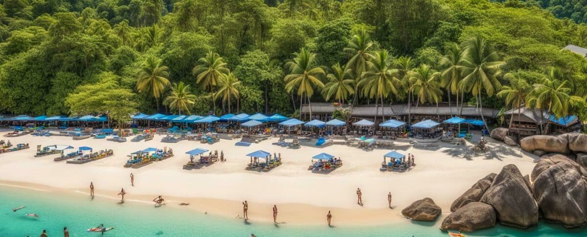 what is the best time to visit phuket
